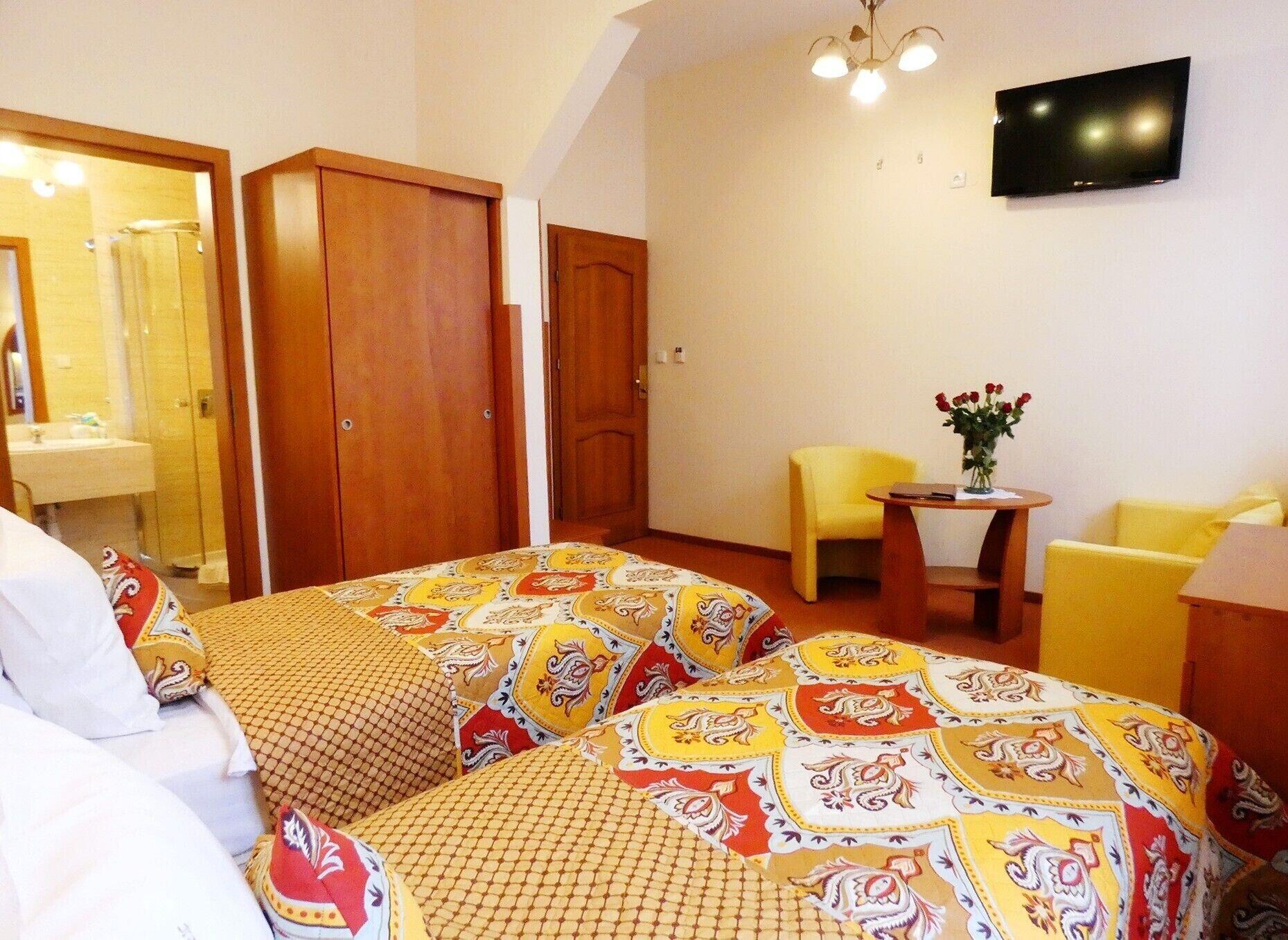 Aparthotel Adler Krakow Bagian luar foto