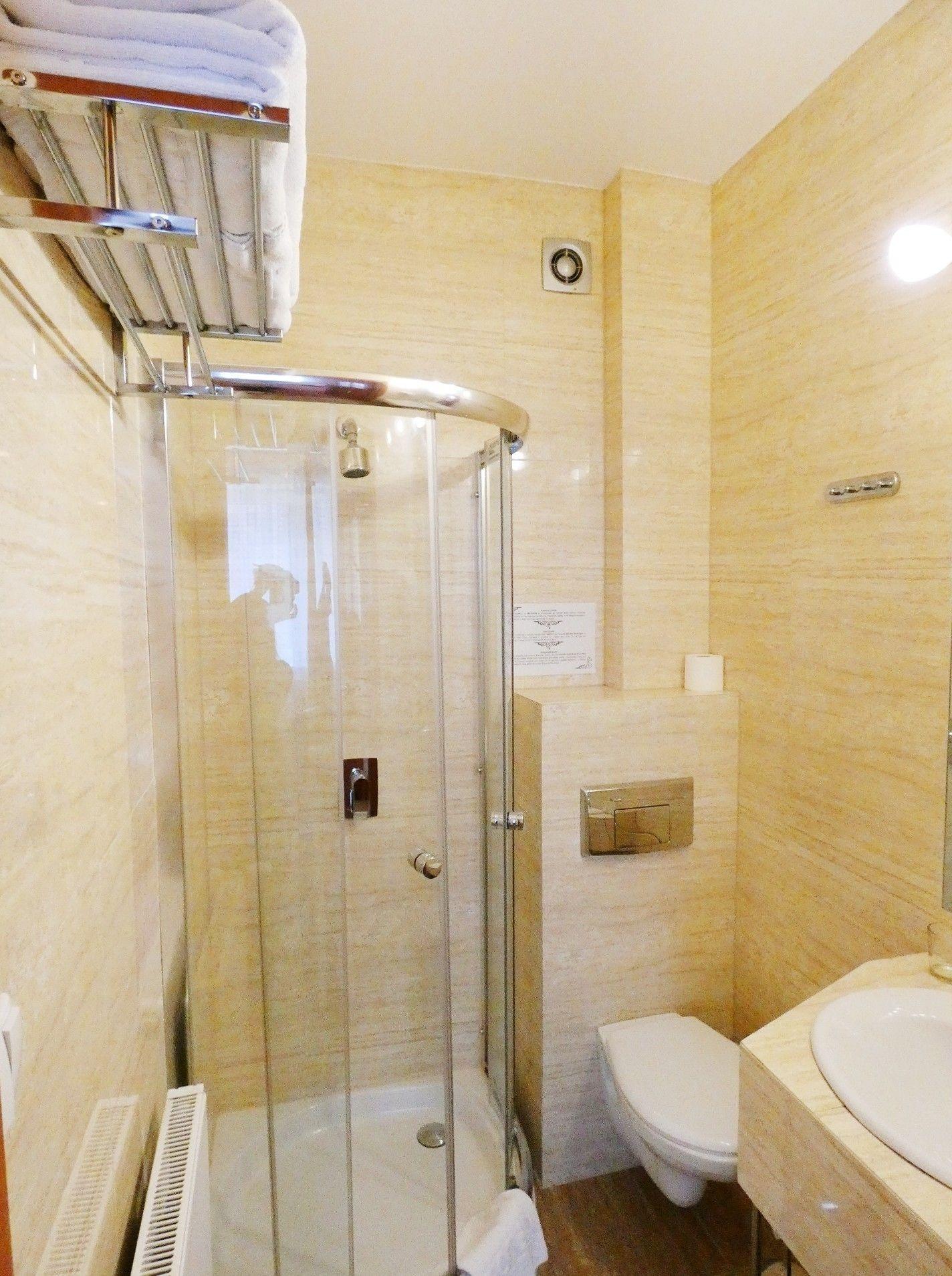 Aparthotel Adler Krakow Bagian luar foto