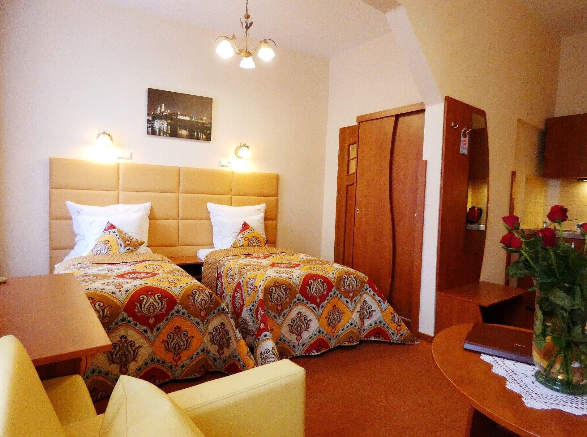 Aparthotel Adler Krakow Bagian luar foto