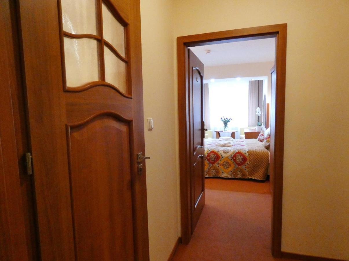 Aparthotel Adler Krakow Bagian luar foto