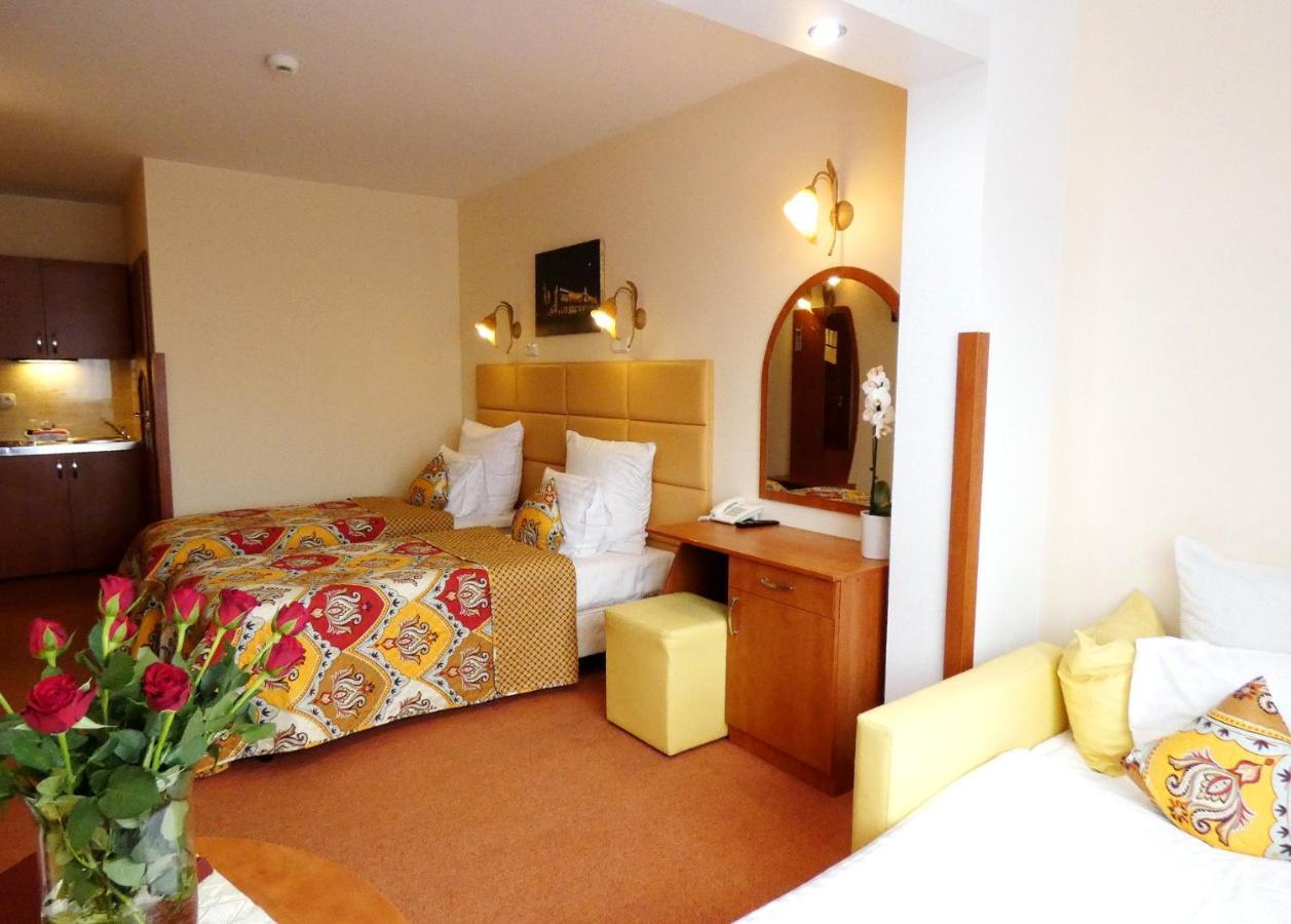 Aparthotel Adler Krakow Bagian luar foto