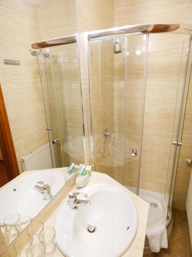 Aparthotel Adler Krakow Bagian luar foto
