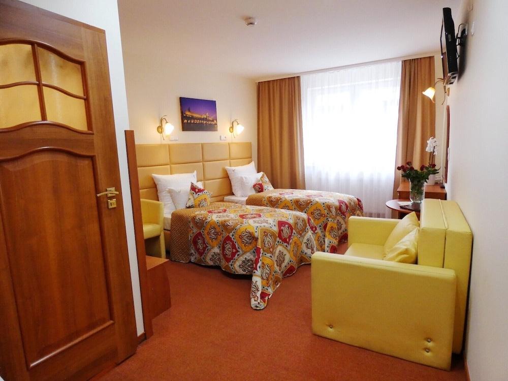 Aparthotel Adler Krakow Bagian luar foto